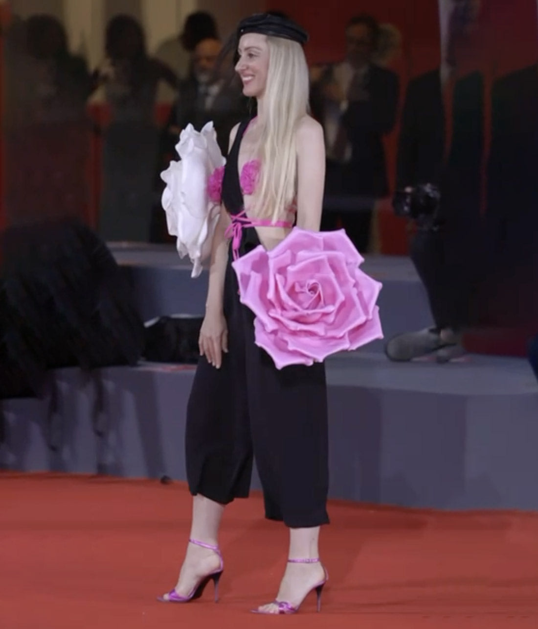 Rosa gigante da indossare